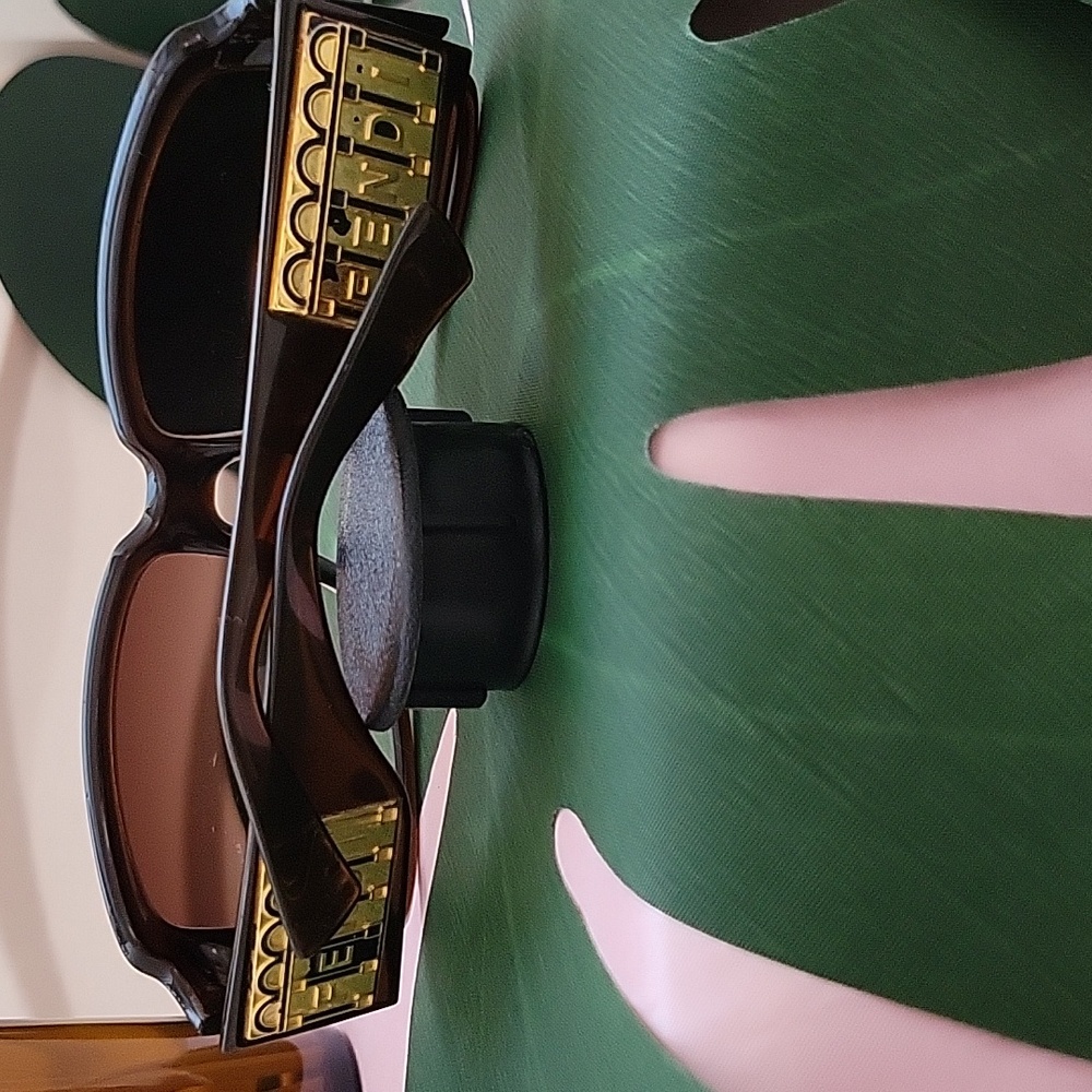 FENDI Sunglasses🔥 Brown Hue and Gold 🔥 Stunning - Picture 2 of 8